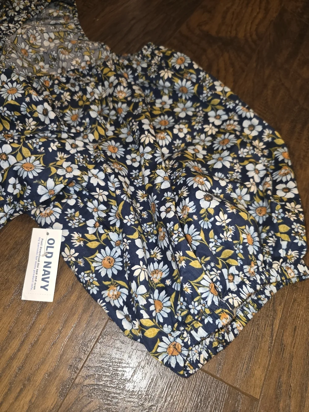 Old Navy Navy Floral V-Neck Smocked Peplum Blouse